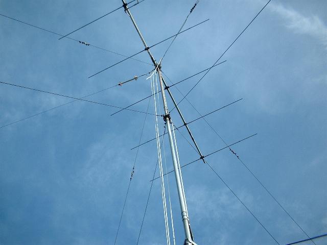 New insulator at end of wire at top mast